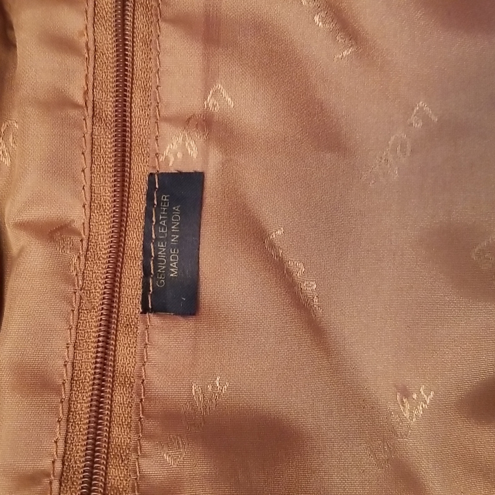 Le Chic Tan Leather And Suede Bucket Style Purse! View 4